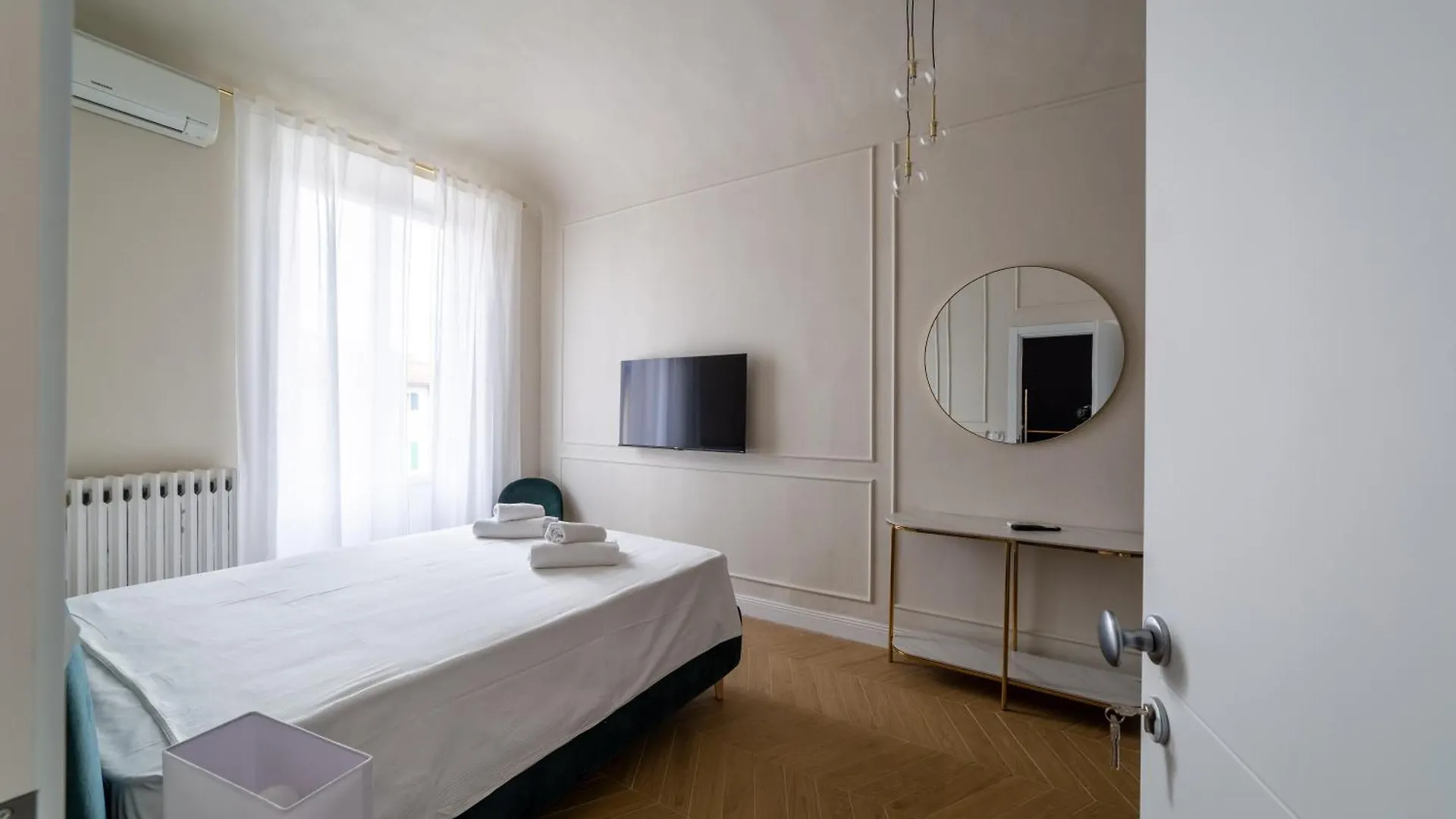 Guest house Residenza D'Epoca White Room Florence Italy