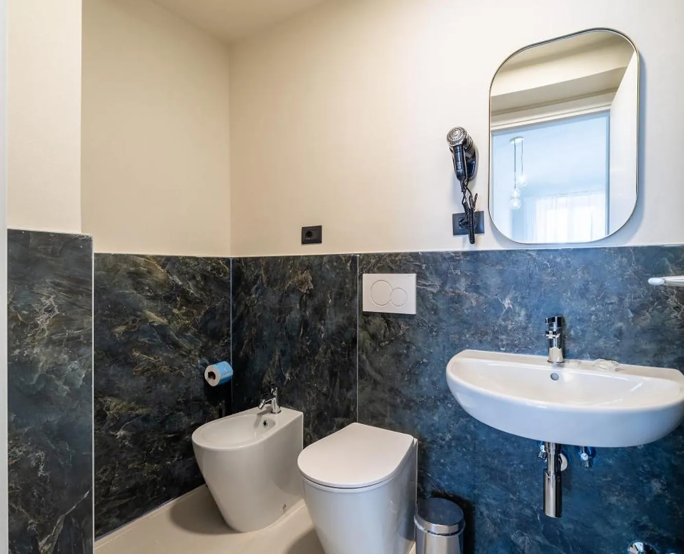 Residenza D'Epoca White Room Florence Guest house