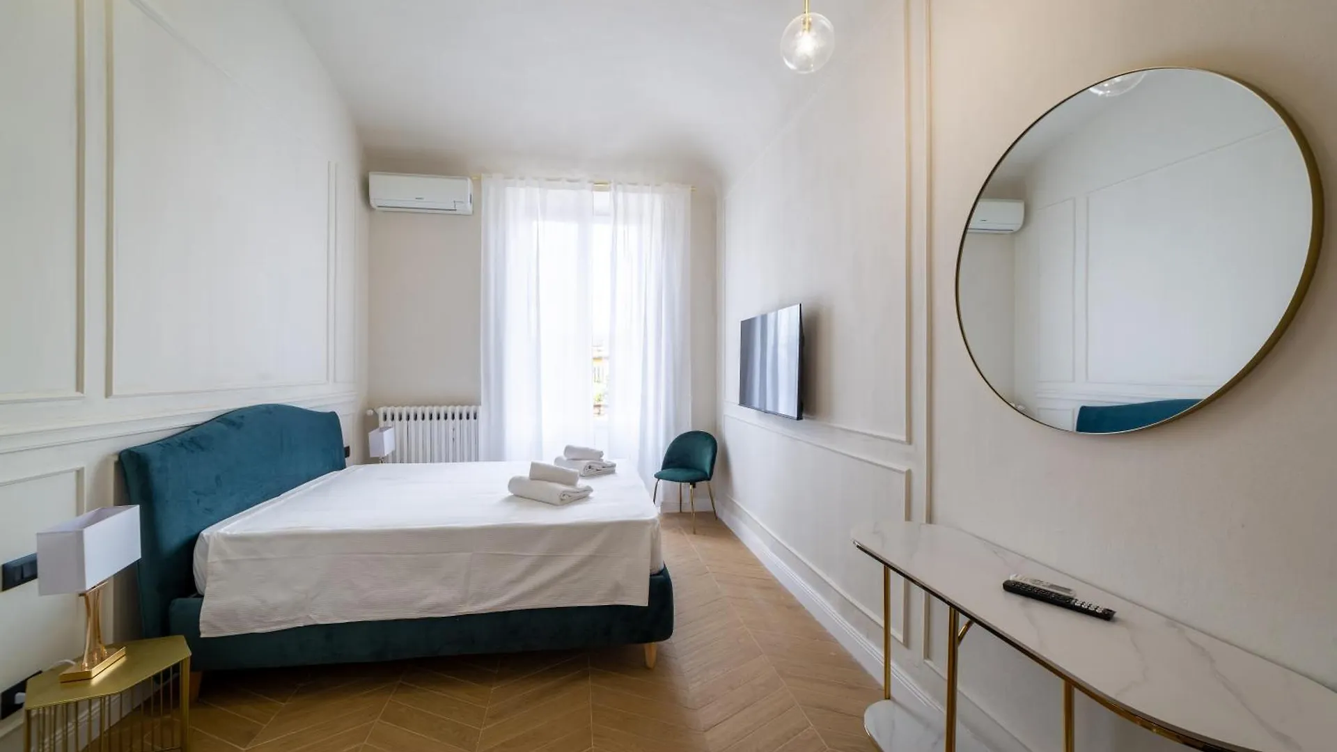 Residenza D'Epoca White Room Florence