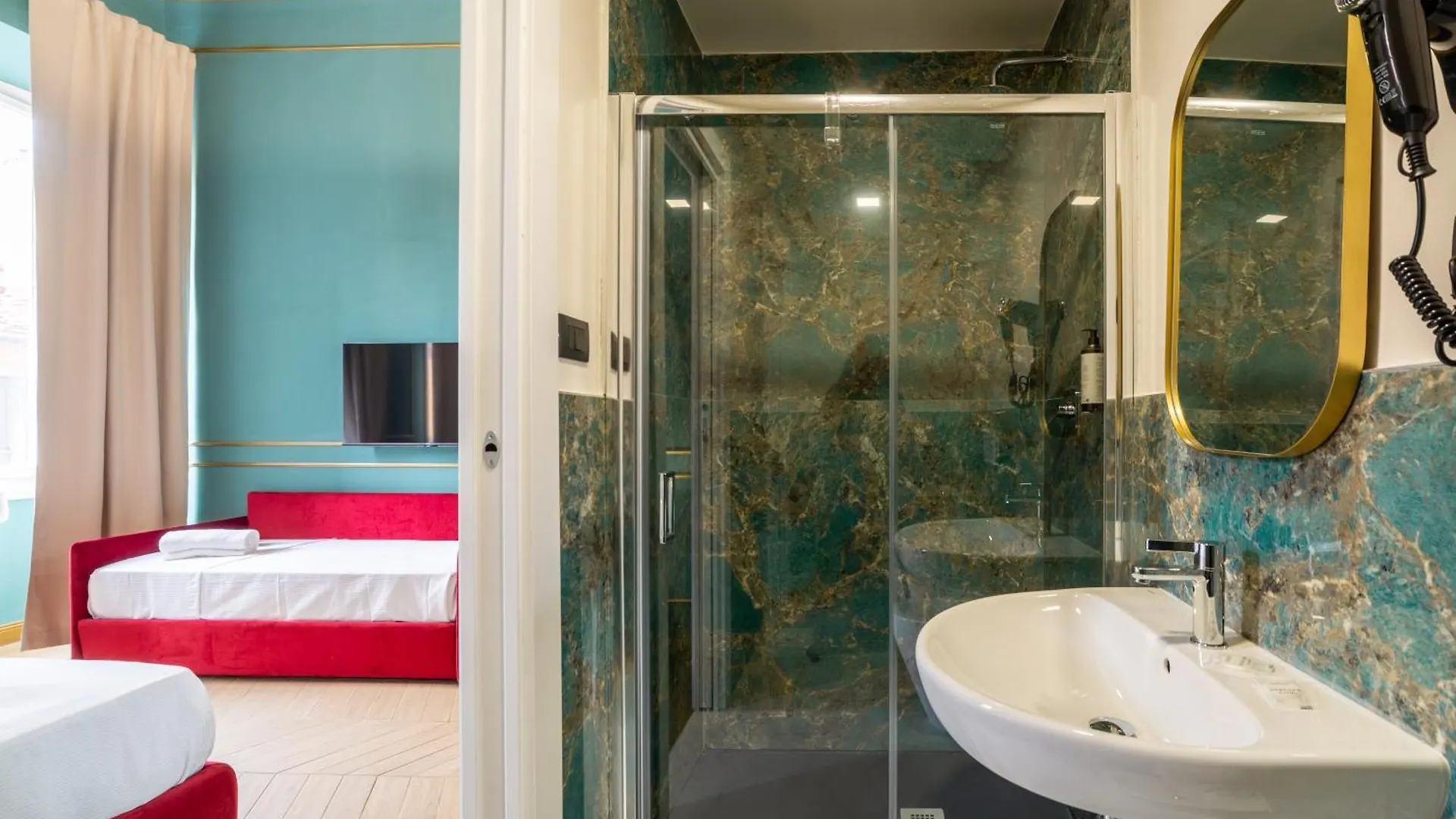 Guest house Residenza D'Epoca White Room Florence Italy