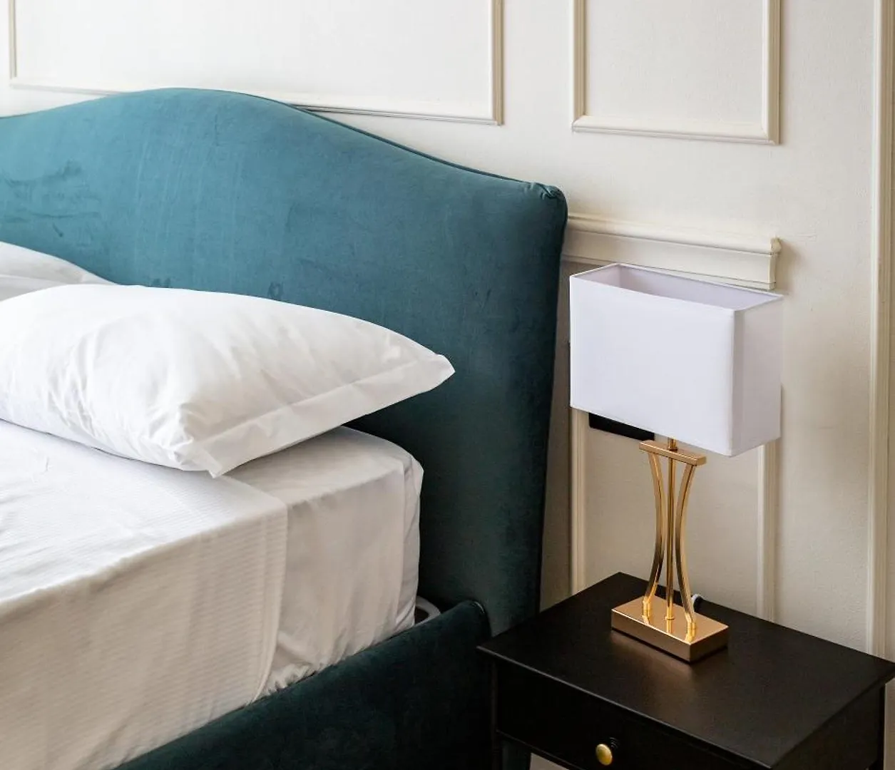 Residenza D'Epoca White Room Florence